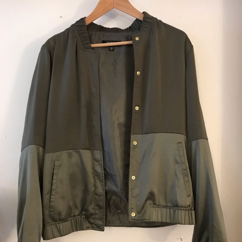 Guess Bomber Style Women’s Jacket - Picture 2 of 10